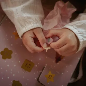 Weihnachts-Adventskalender Little Dutch mit Schmuck für Mädchen