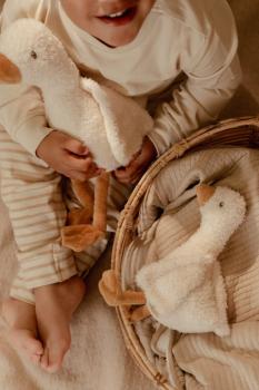 17 cm Little Goose Kuscheltier – Detail Stofftextur