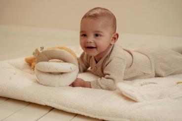 Stoffball für Babys ab 0 Monaten mit Greifelementen