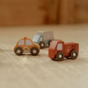 Holzfeuerwehr aus dem Little Dutch Fahrzeugset FSC-Holzspielzeug