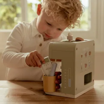 Holz-Kaffeemaschine Mint von Little Dutch – Barista-Spiel für Kinder
