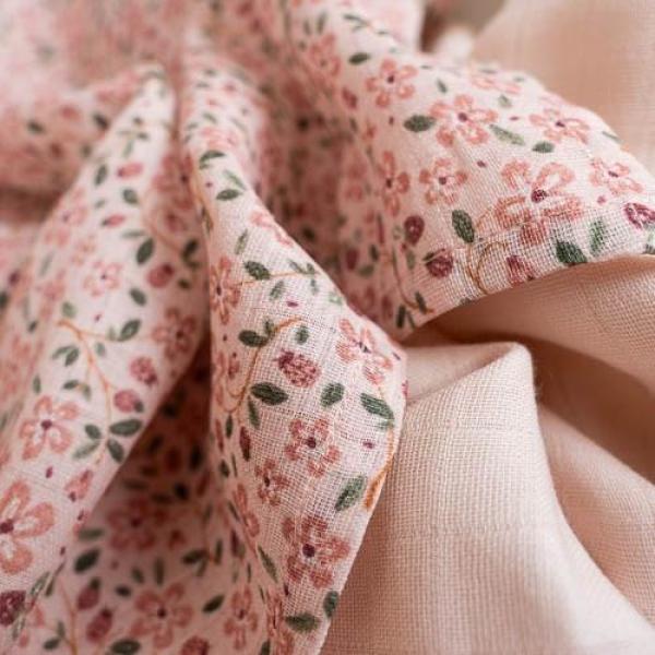 Swaddle-Tuch Little Dutch Fairy Floral & Blossom mit zartem Pastell-Blumenmuster