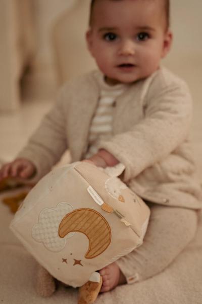 Little Dutch - Weicher Aktiv-Würfel für Babys mit bunten Etiketten Little Dutch - Weicher Aktiv-Würfel für Babys mit bunten Etiketten