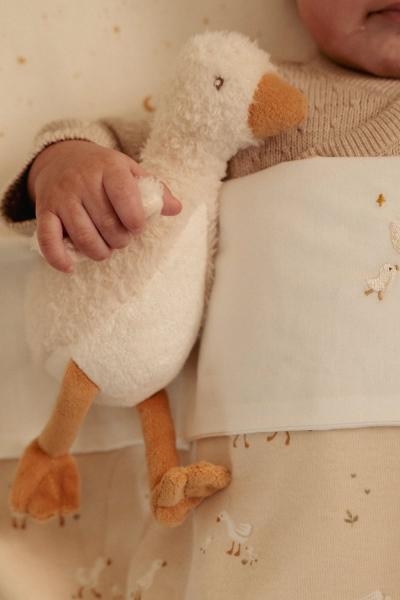 Nahaufnahme Little Goose Gans Kuscheltier aus weichem Stoff