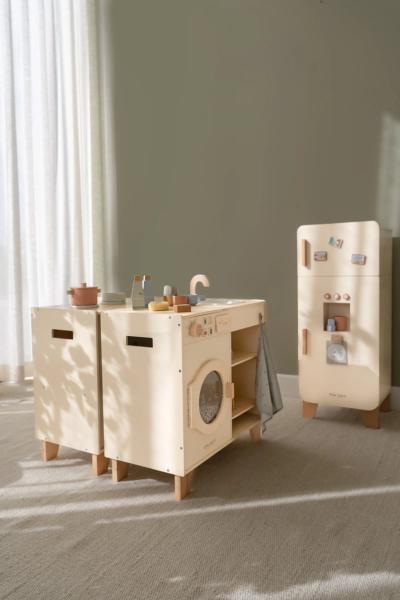 Holz-Spielküche mit Waschmaschine und Kühlschrank von Little Dutch Holz-Spielküche mit Waschmaschine und Kühlschrank von Little Dutch