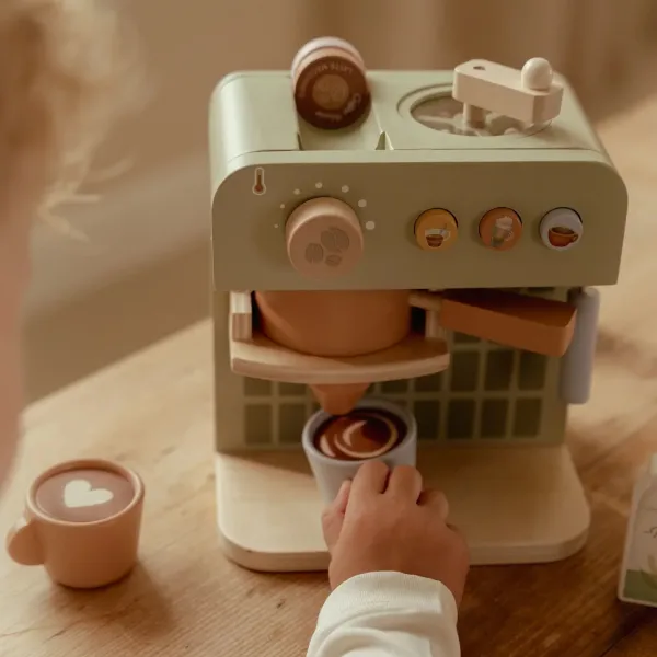 Little Dutch Holz-Kaffeemaschine Grün – Set mit Tassen, Löffeln und Kapseln