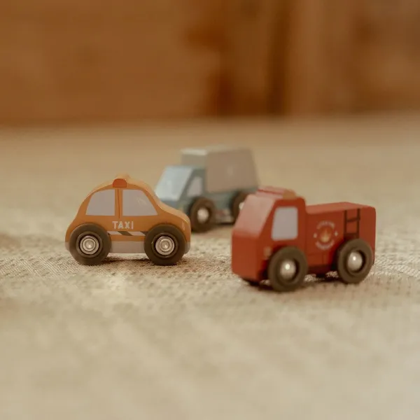 Holzfeuerwehr aus dem Little Dutch Fahrzeugset FSC-Holzspielzeug Holzfeuerwehr aus dem Little Dutch Fahrzeugset FSC-Holzspielzeug