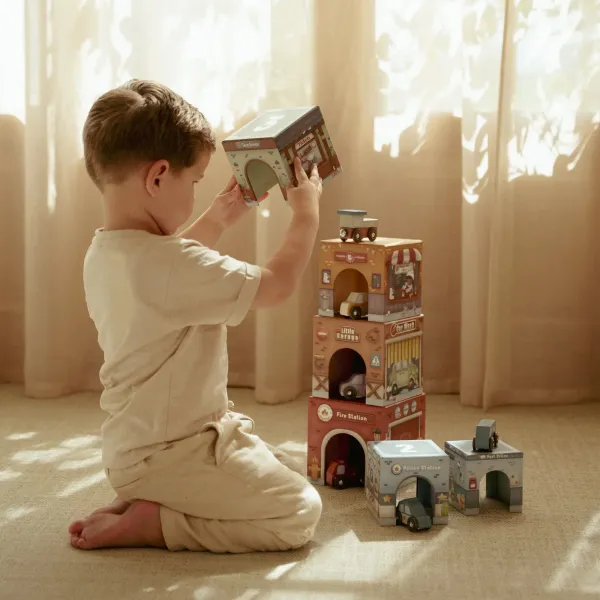 Little Dutch Stapelblöcke – die Stapelwürfel inkl. 6 Autos