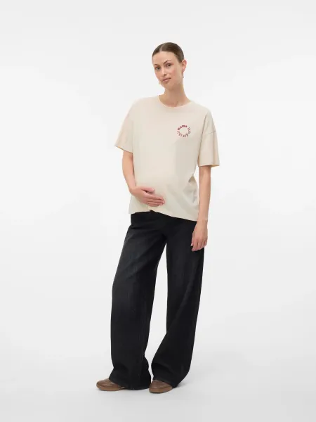 Nachhaltiges Mama T-Shirt aus Bio-Baumwolle im Oversized Look