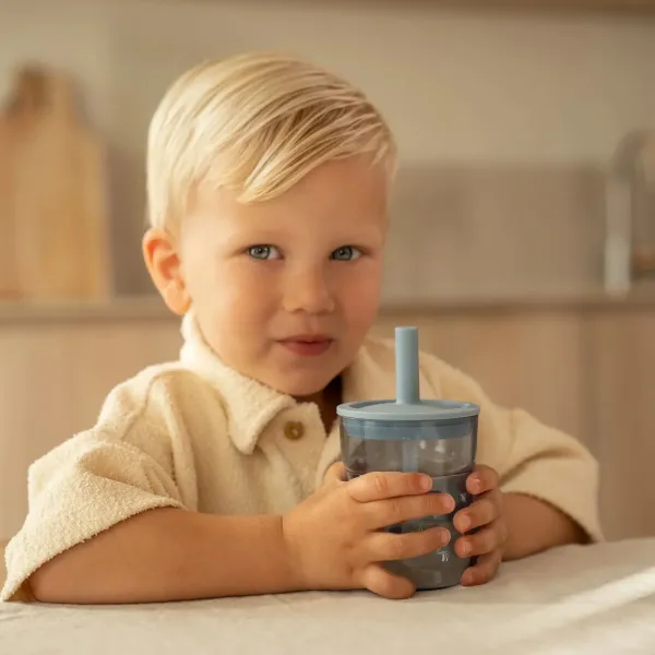 Little Dutch Kinder Trinkglas blau Mio 250ml mit Trinkhalm Mepal - Forest Friends Little Dutch Kinder Trinkglas blau Mio 250ml mit Trinkhalm Mepal - Forest Friends