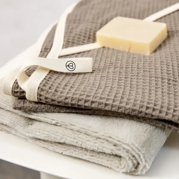 Hundehandtuch Nobs Taupe – saugstark & nachhaltig PALOPA Hundehandtuch Nobs Taupe – saugstark & nachhaltig PALOPA